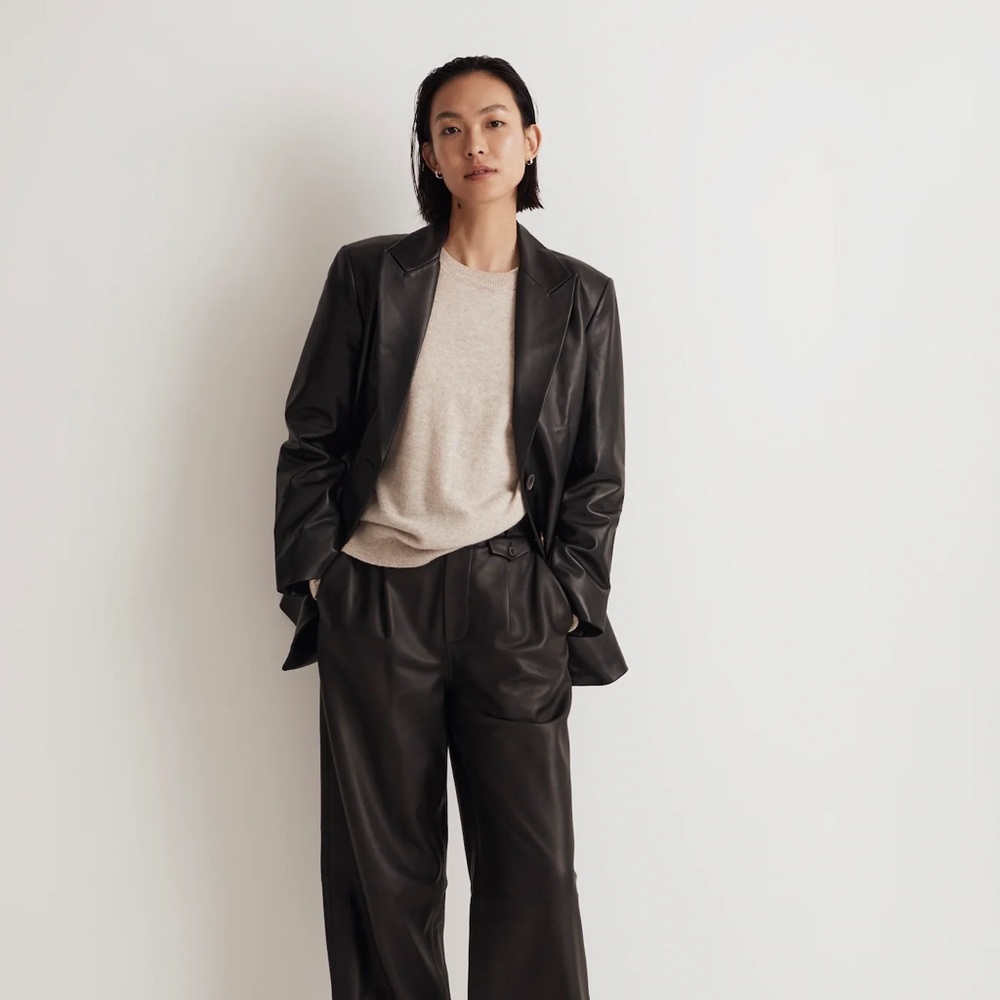 VERGE GIRL | 90’s Vegan Leather Blazer in Black